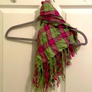 scarf for any season!! 🤍